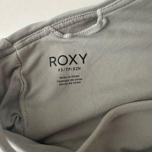 Roxy grey/green color bikini set. This is a size XS.